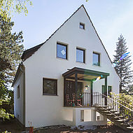 Haus in der Voigtwiese mit renovierten Holzfenstern